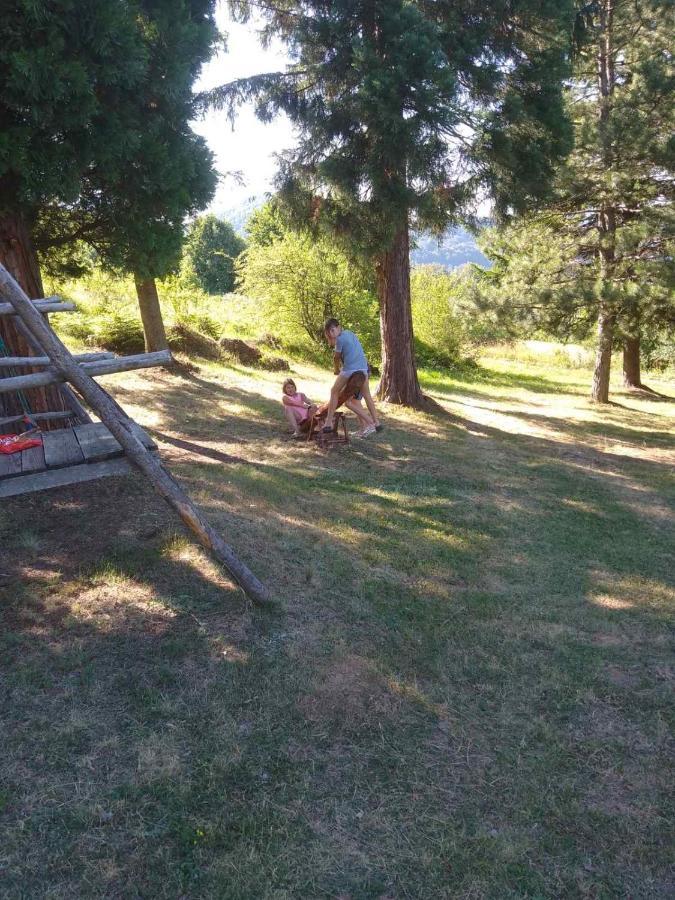 Apartmani Planinska Kuca, Jagodnja Krupanj Buitenkant foto