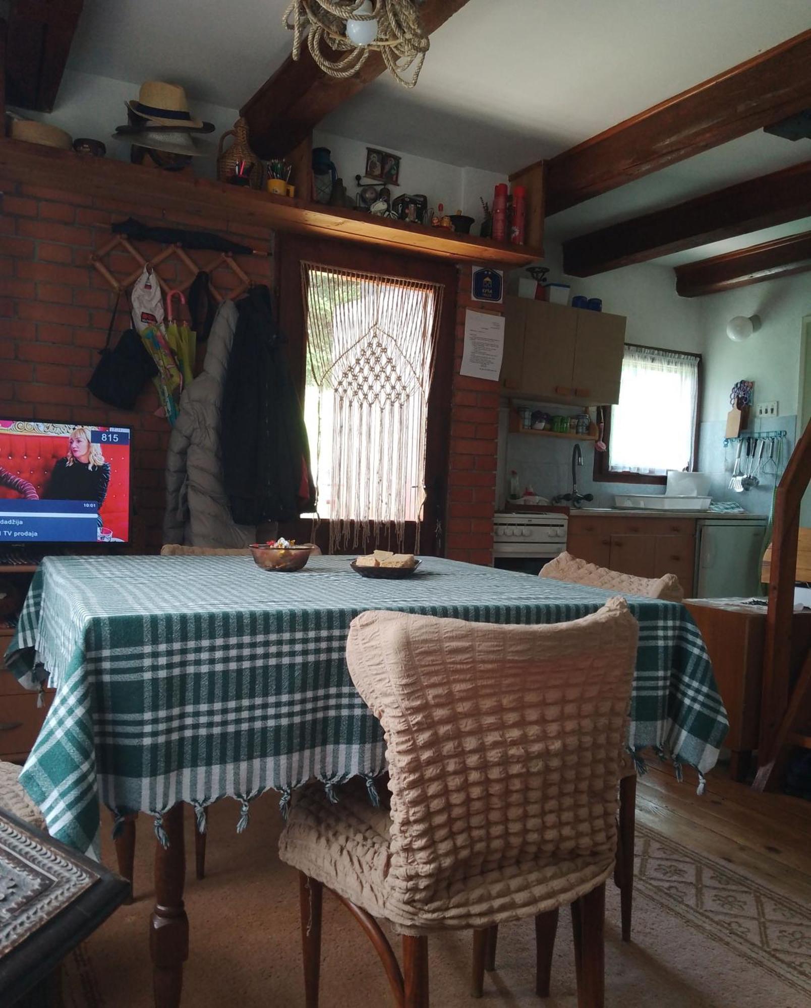 Apartmani Planinska Kuca, Jagodnja Krupanj Buitenkant foto
